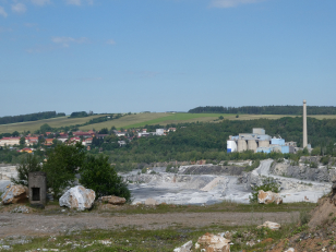 Benzen v cementárně CEMEX PRACHOVICE byl snížen, plánuje se těžba do hloubky